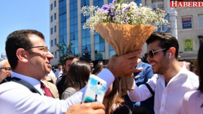 Ekrem İmamoğluna İstiklal Caddesinde sevgi seli