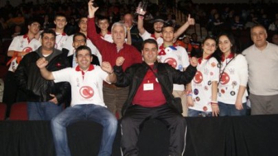 Turk Takımının Buyuk Basarısı