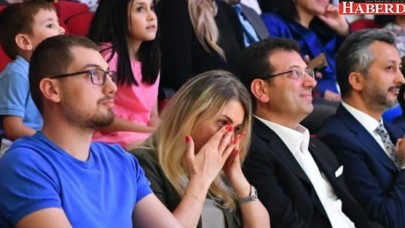 İmamoğlu ailesinin mezuniyet sevinci