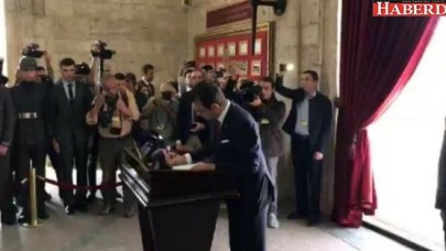 Ekrem İmamoğlu Anıtkabiri ziyaret etti