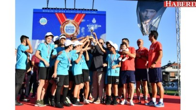 SPOR OKULLARI’NDAN COŞKULU FİNAL