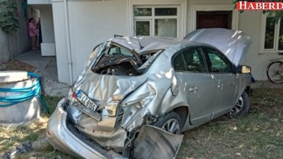 Uçtu uçtu araba uçtu