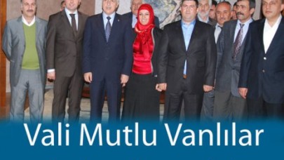 Vali Mutlu Vanlılar kahvaltısında!