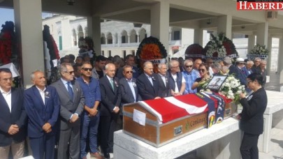 Duayen gazeteci Nahit Ağabeye veda