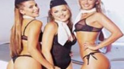 Hostesler Playboy'a soyundu