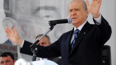 Bahçeli'den Ak Parti'ye sert eleştiri