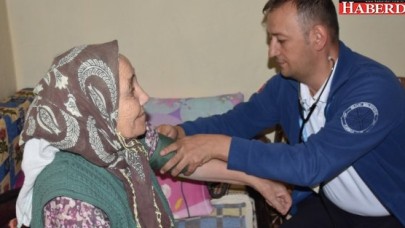 Hasta vatandaşlara evde bakım hizmeti