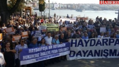 Haydarpaşa Garı ihalesinde İBBden devre dışı bırakılması protesto edildi...