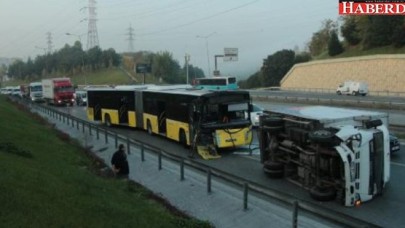 İETT otobüsü ile kamyonet çarpıştı: 1 yaralı