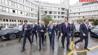 CHP MYK İzmirde olağanüstü toplandı