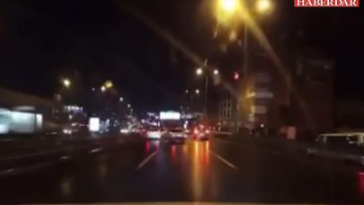 Makas atarken bariyerlere çarptı