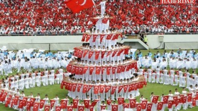 Sevindiren haber: 19 Mayıs törenleri, eskisi gibi stadyumlarda!