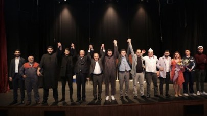 Herkes sanata gönül vermeli