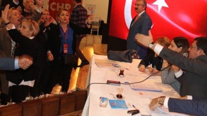 YAKIN AKRABA DEMOKRASİSİ!