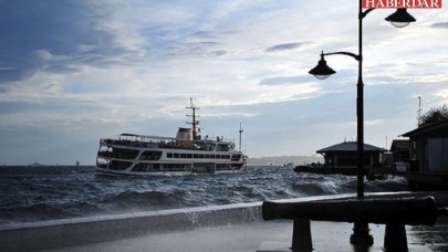 Vapurdan düşen kadın yaşamını yitirdi