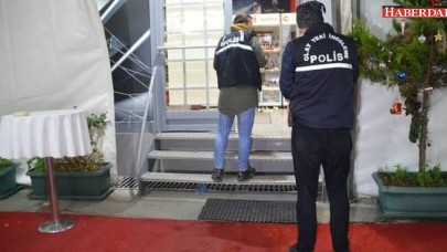 Küçükçekmecede film gibi soygun: 100 bin liralık saat çaldılar