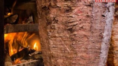 Son tüketim tarihi geçen ürünü, çamaşır suyuyla yıkayıp döner yapıyorlar