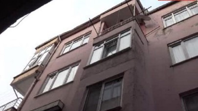 Avcılarda kolonları çatlak bina tehlike saçıyor