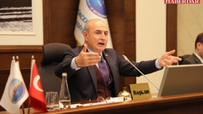 Büyükçekmecenin riskli binaları yıkılıyor