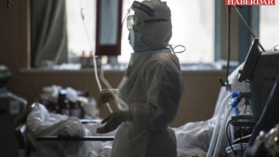 Koronavirüs tespit edilen hastalara bakan doktor: Alkış yetmez, kritik haftadayız