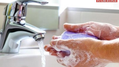 Erkekler ellerini daha az yıkadıkları için mi koronavirüsten daha çok ölüyor?