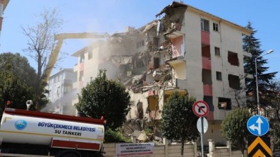 “İstanbul depremi koronavirüsten yüzlerce kat fazla can alacak”