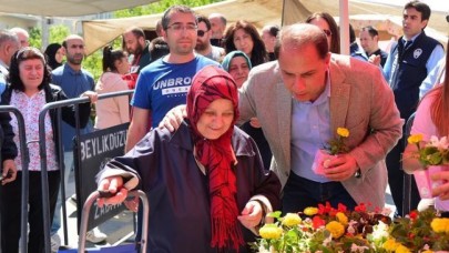 ANNELER GÜNÜ ÇİÇEKLERLE KUTLANACAK
