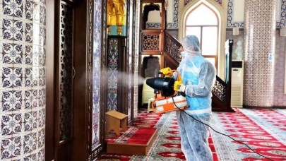 AVCILAR’DA CAMİLER İBADETE HAZIRLANDI