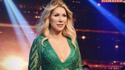 Seda Sayan takipçisine küfürle cevap verdi