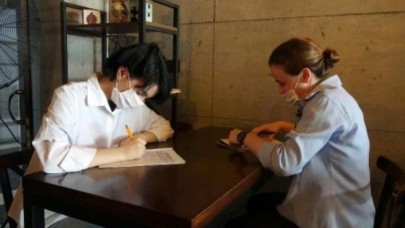 Öğrenciler hem koronavirüs hem sınav kaygısı yaşıyor