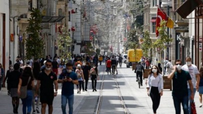 Koronavirüste normalleşme Türkiyeye yaramadı! Son iki ayın en yüksek seviyesinde