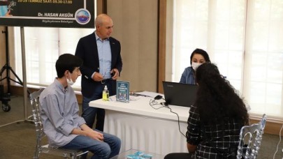 Halk Akademisi eğitmenlerinden öğrencilere lise tercih desteği