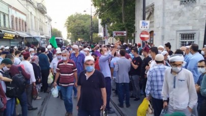 Ayasofyada tarihi gün... Vatandaşlar akın akın geliyor