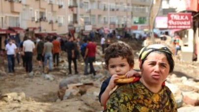 Selin vurduğu Giresun’da, kayıp 9 kişi aranıyor