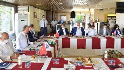 Başkan Hançerli, CHPli belediye başkanlarını ağırladı