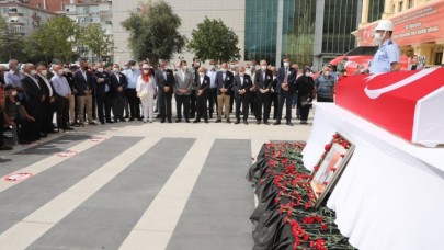 Eski Büyükçekmece belediye başkanı Ali Çebi, son yolcuğuna uğurlandı