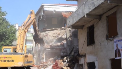 “Bu kafalarla İstanbul depreme hazırlanamaz”