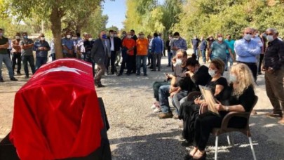 Bekir Coşkun son yolculuğuna uğurlandı