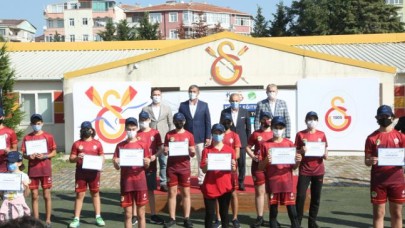 KÜÇÜKÇEKMECE BELEDİYESİ KÜREK KURSLARI İLK MEZUNLARINI VERDİ