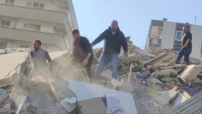 Şiddetli deprem sonrası İzmir Valisinden açıklama
