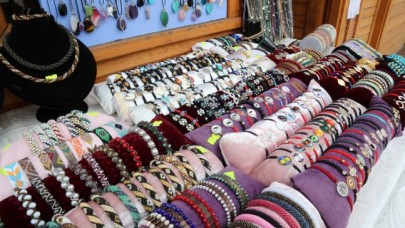 HÜNERLİ ELLER’DE KADIN DAYANIŞMASI