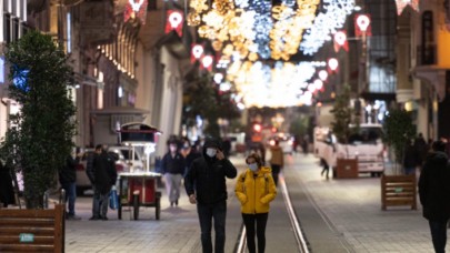 Bilim Kurulu üyesinden yılbaşında sokağa çıkma yasağı sinyali