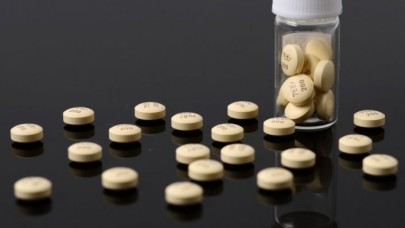 Bilim Kurulu üyesi Prof. Dr. Gündüzden koronavirüste ilaç kullanmayanlara uyarı: Sepsise neden olabilir