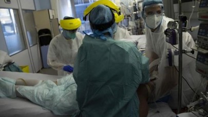 Prof. Dr. Bengi Başer vahim tabloyu paylaştı: 1 ay içinde vakalar 7.5 kata çıkabilir