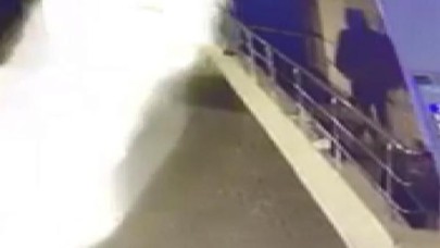 Büyükçekmecede 10 bin lira değerinde altın çalan hırsız kamerada