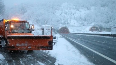Bolu Dağında kar yağışı etkili oluyor