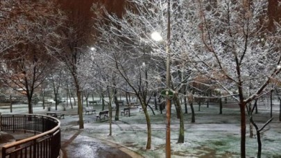 İstanbulda beklenen kar geldi