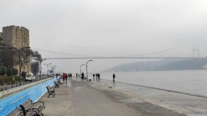 İstanbul Boğazında sis
