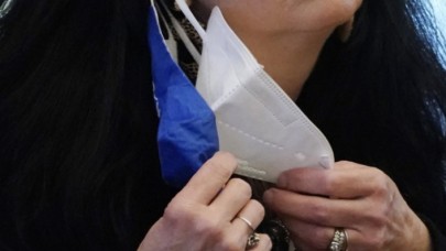 Toplu ulaşım kullananlar dikkat! Prof. Dr. Mustafa Necmi İlhandan önemli maske uyarısı