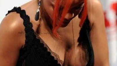 Yardım gecesinde frikik